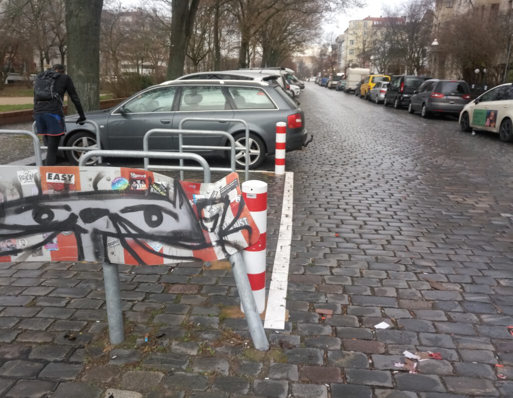 Bake in der Kurve am Oranienplatz Bake in der Kurve am Oranienplatz